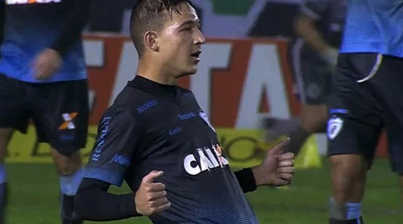LEC vence o Juventude, se afasta do rebaixamento e volta a sonhar com o acesso