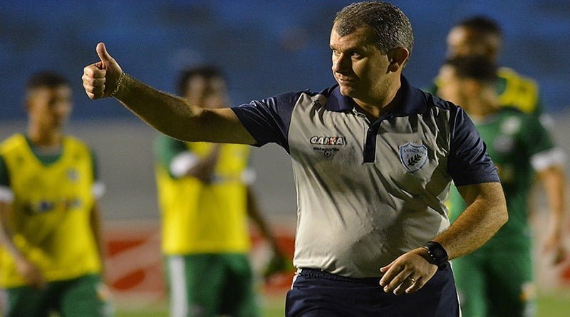 Cláudio Tencati deixa o Londrina Esporte Clube
