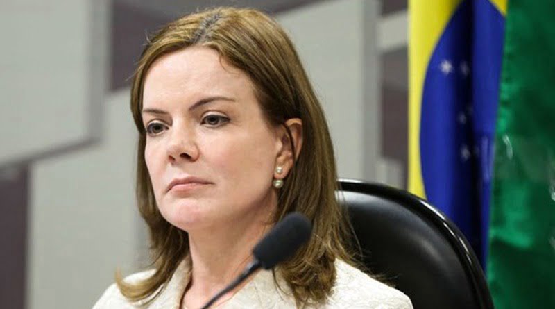 Isolada, presidente do PT não participa de decisões