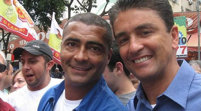 Depois de Romário, agora é o ex-atacante Bebeto que entra no Podemos