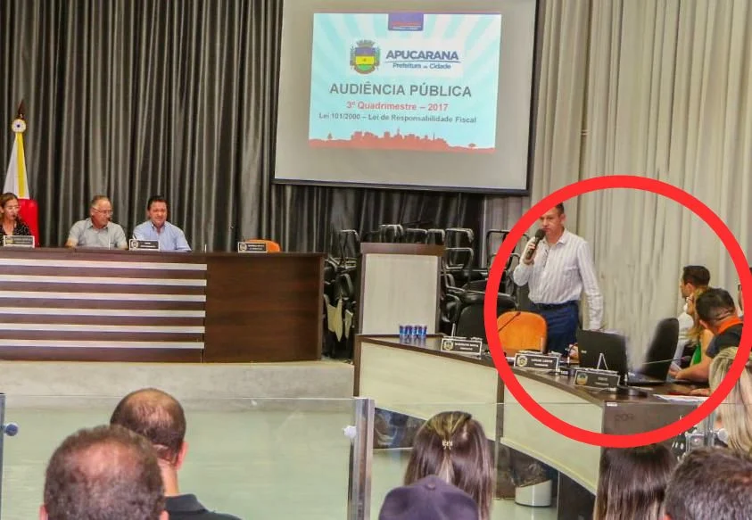 Beto Preto, prefeito de Apucarana, acusado de "apagar" vereador desafeto das fotos oficiais