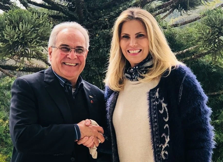 Cida confirma coronel Malucelli na vice