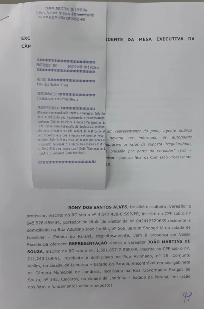 Rony Alves protocola pedido de cassação do vereador João Martins, relator da CP