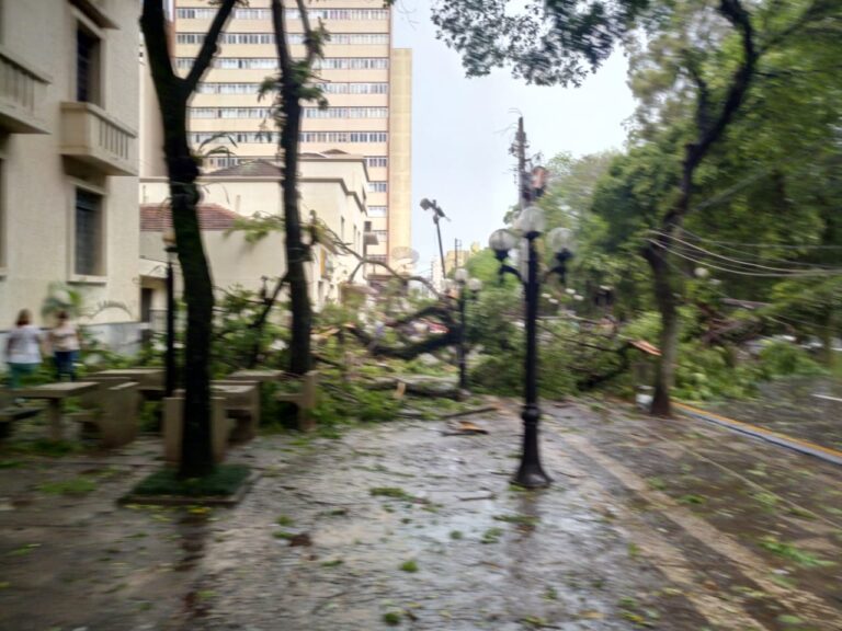 Tempestade em Londrina