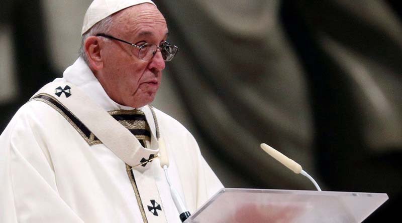Papa discute abusos praticados por religiosos