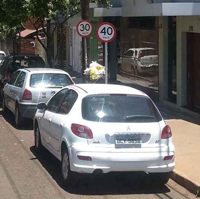 Placas para orientar... ou não né!