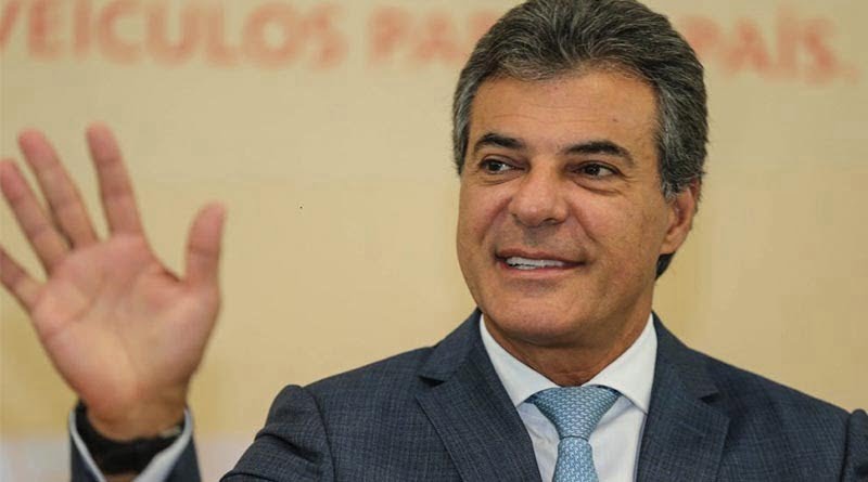 Beto Richa comemora. Gilmar Mendes suspende parte da Rádio Patrulha