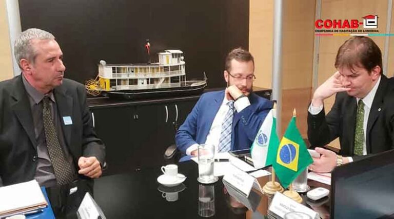 O dilema de Filipe Barros, consolidar a carreira ou virar espuma
