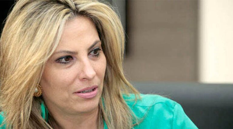 Ratinho Jr veta aposentadoria de Cida Borghetti