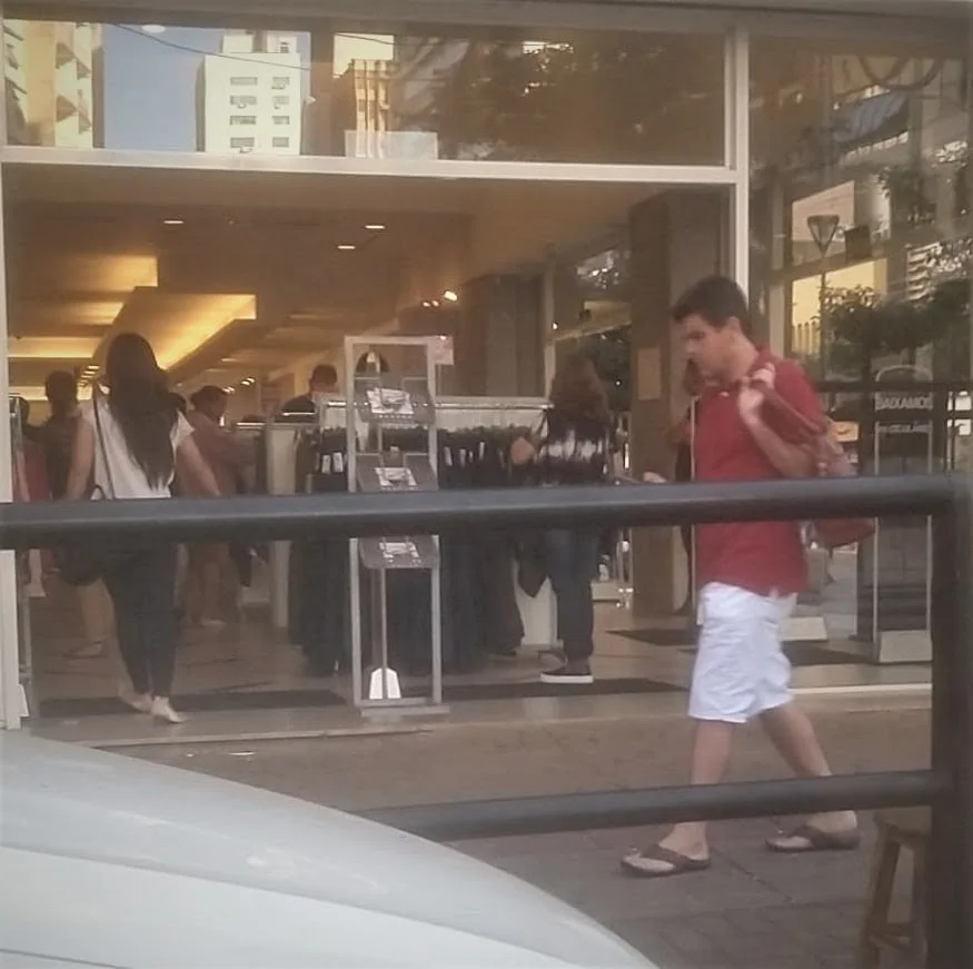 A velha e boa rotina do chinelo