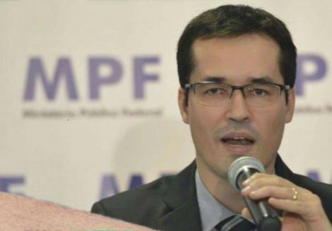 Podemos deve incorporar o PSC