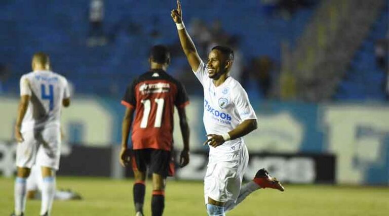 Londrina arrasador atropela o Vitória no Café