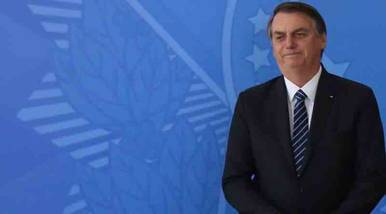 Deputados que seguirem Bolsonaro para outro partido podem perder mandato