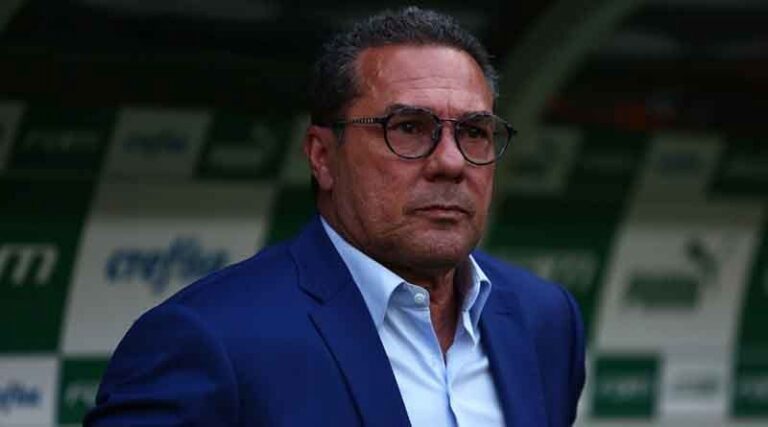 E o Parmera ficou mesmo com Luxemburgo. Dará certo?