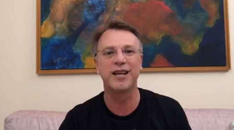 Kireeff, incluam fora dessa: Ele não quer de jeito algum