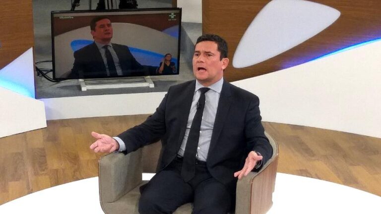 Moro, sempre calmo, vaselinou em alguns momentos, e deixou claro sua fidelidade