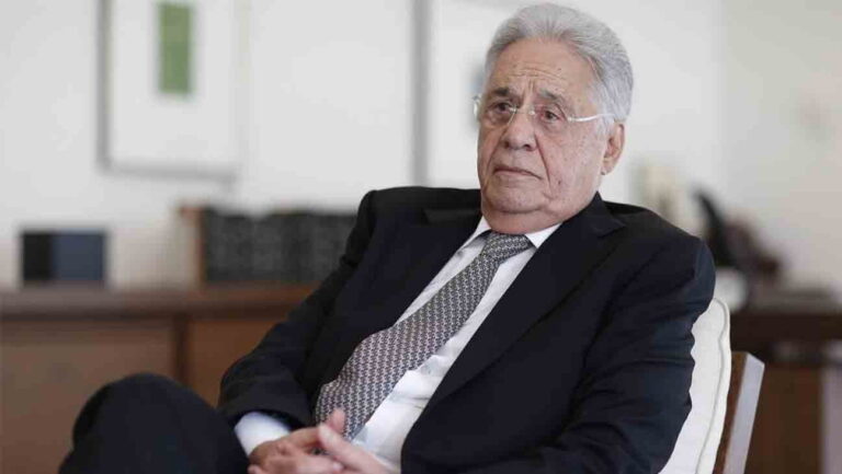 Fernando Henrique admite que errou!