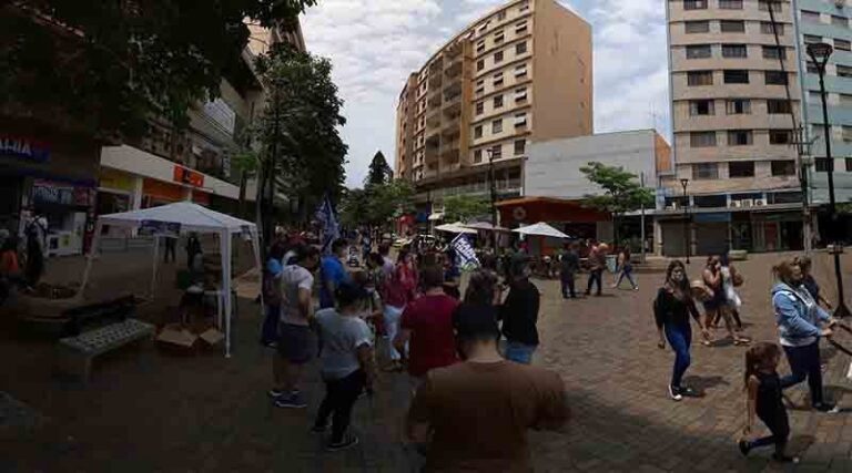 Campanha começa a ir para as ruas