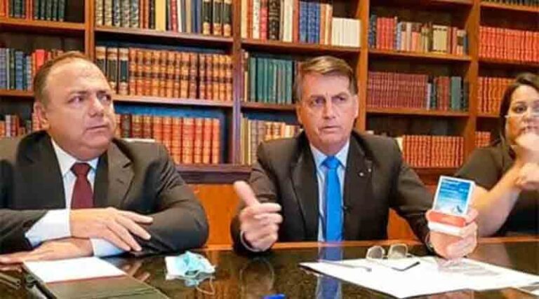 Politização da Vacina: Bolsonaro e Pazuello alinham discurso sobre vacina chinesa