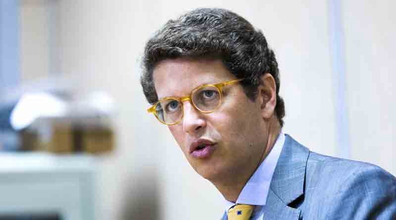 E o deputado e ex-ministro do Meio Ambiente, Ricardo Salles, é chamado de Réulator na CPI do MST