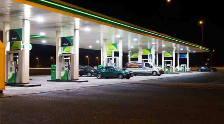 Que bom, todos ficamos felizes em poder ajudar a Petrobras. Hoje, mais um aumento do combustível