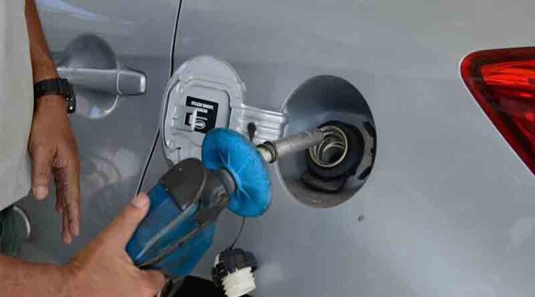 Petrobras discute nova política de preços para combustíveis