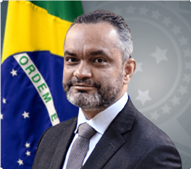 E o subchefe derrubou o general