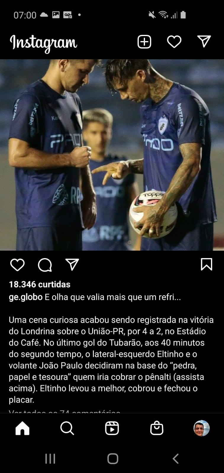 Pênalti, e agora? Simples: Pedra, Papel, Tesoura...