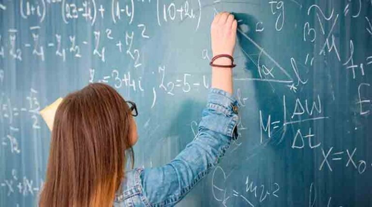 Portaria que define reajuste dos professores deve parar na Justiça