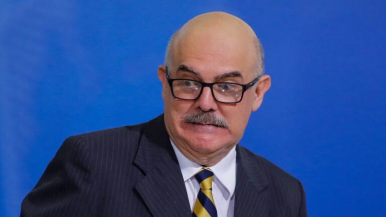 Audiência de custódia de ex-ministro será hoje