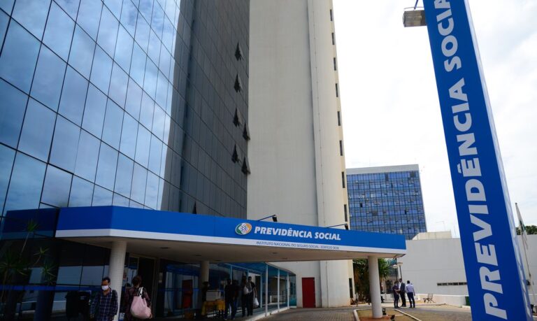 Acaba a greve dos peritos do INSS