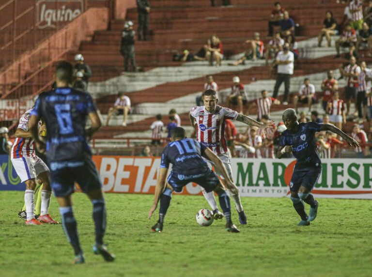 Londrina vence o Náutico e dá alívio ao torcedor