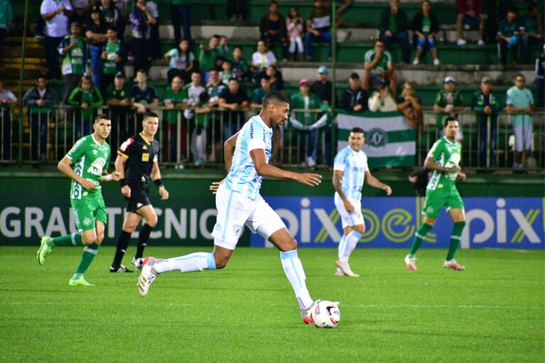 Jogo do “apavoro” entre Londrina e Avai