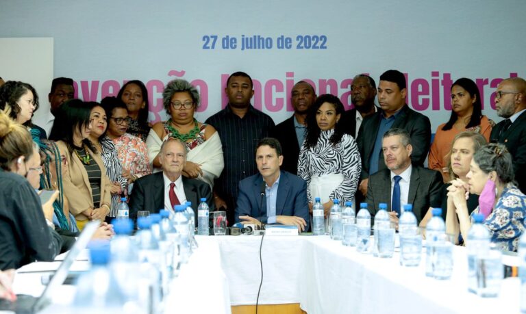 PSDB e Cidadania aprovam apoio a Simone Tebet