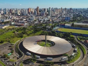 imagem destacada: Expansão da área urbana de Londrina. O embate continua
