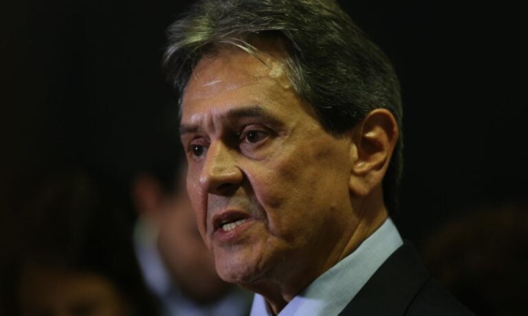 De alguma relevância para a total desimportância, a saga do PTB