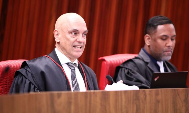 Moraes apela para o brasileiro vá votar no domingo