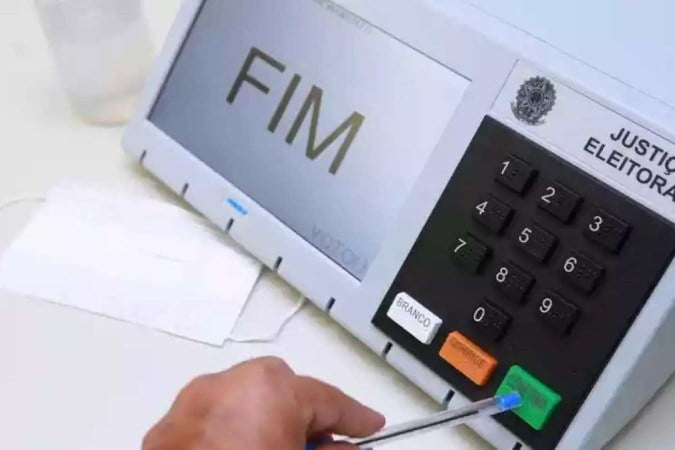 Rachadinha e fraude eleitoral na região de Curitiba