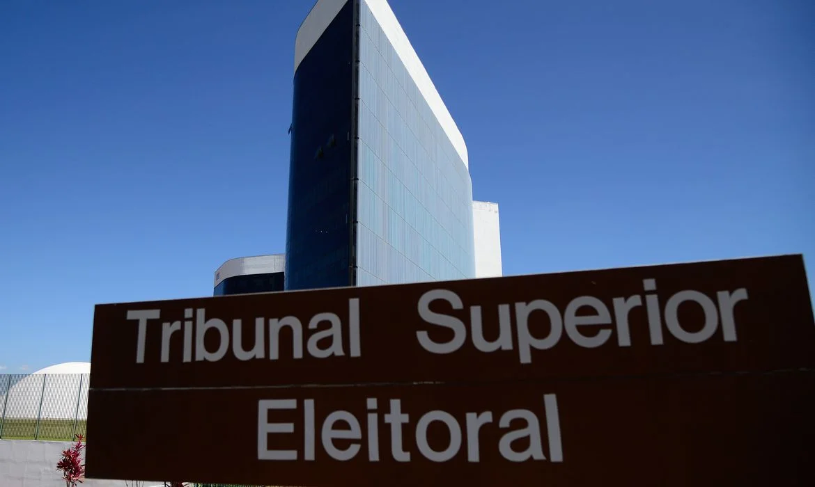 Justiça Eleitoral reforça que assédio eleitoral em empresas é crime