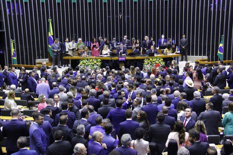 Não vai mudar em nada a sua vida, mas saiba quem são os novos federais nascidos em Londrina