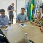 Prefeitos cobram solução integrada para a coleta e tratamento do lixo da região