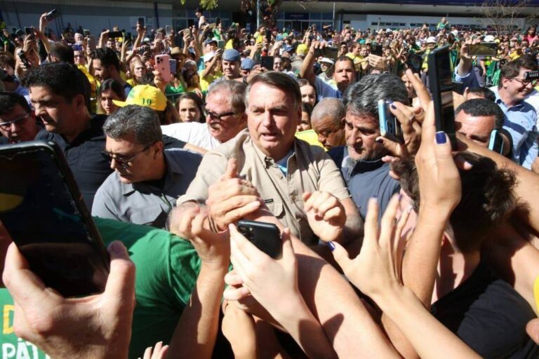 Bolsonaro em clima de campanha