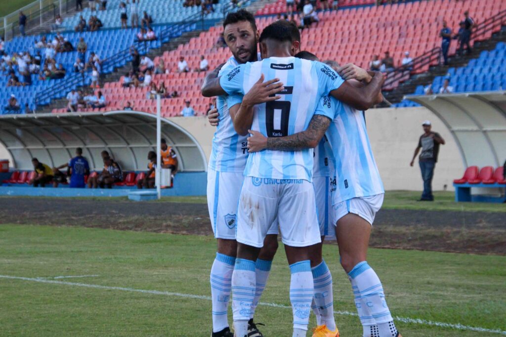 Apesar de tudo e de todos, o Londrina ainda está entre os 40 maiores do País