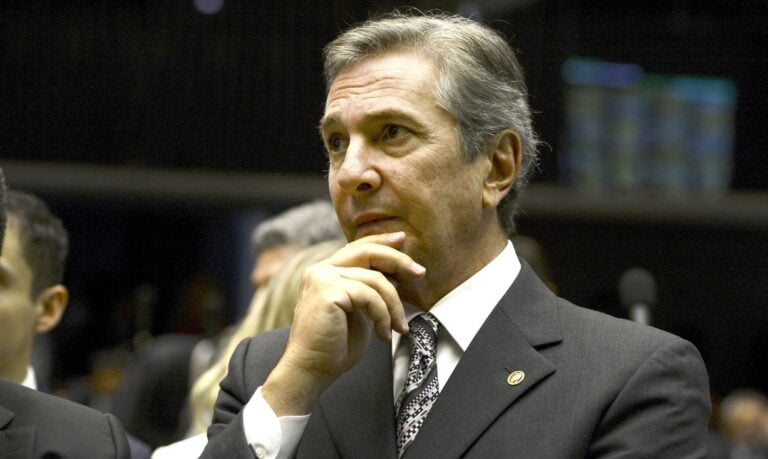 STF deve encerrar hoje julgamento de Collor que pode mandá-lo para a cadeia