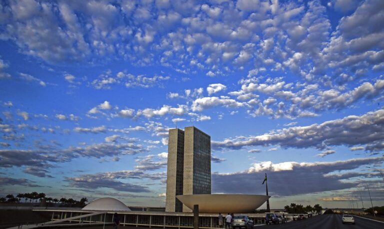 CPMI dos atos democráticos deve ser instalada dia 25