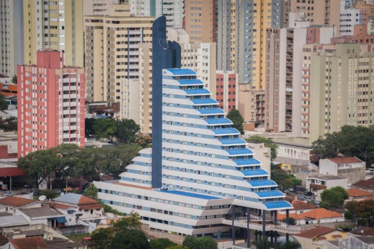 Burocracia atrapalha novos negócios em Londrina
