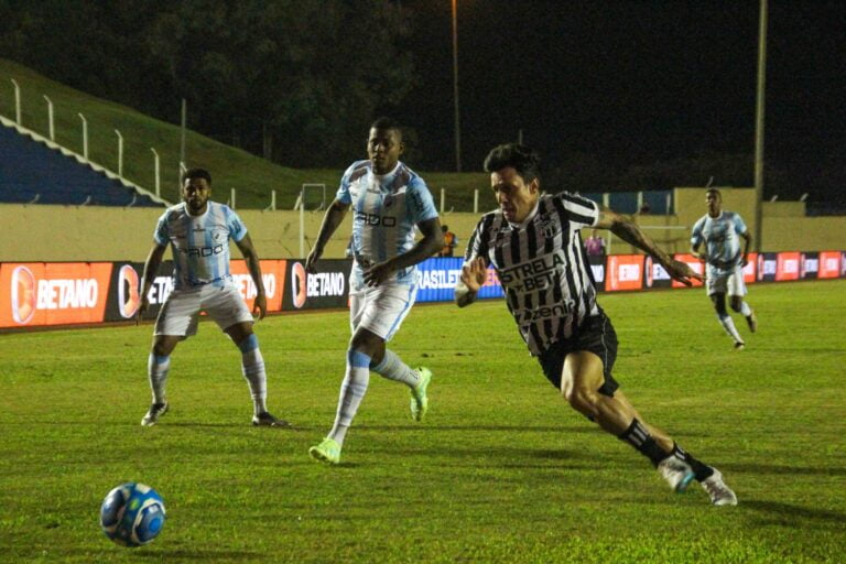 Ceará passeia no Estádio do Café e vence o Londrina com tranquilidade