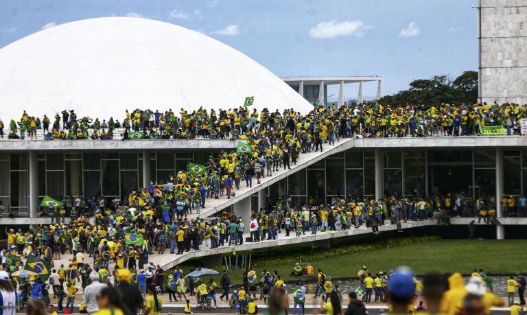 Morador de Cascavel está entre os primeiros réus a serem julgados no STF pelos atos golpistas