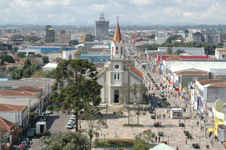 São José dos Pinhais cresceu 24%