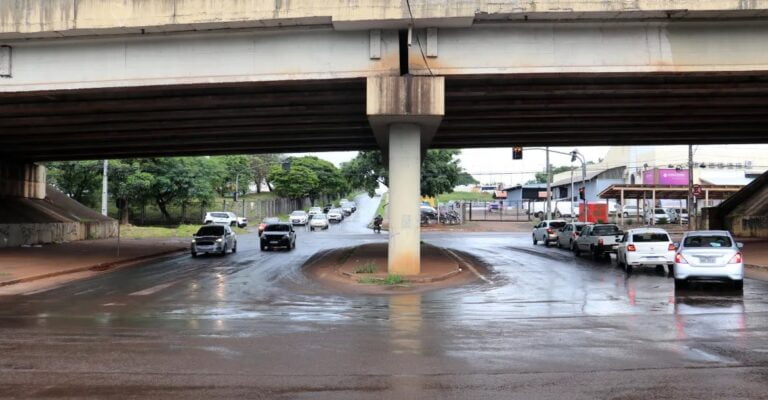 É eita atrás de eita ou A insustentável leveza das licitações